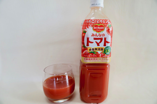 食塩無添加トマトジュース（デルモンテ）