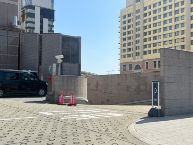 ホテル京阪ユニバーサルタワー駐車場