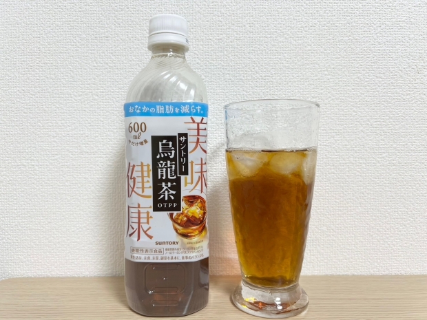 茉莉花の烏龍茶割り